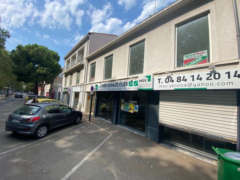 Bureau - 77 m² - 4 pièces