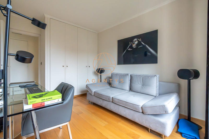 Appartement - 122 m² - 5 pièces