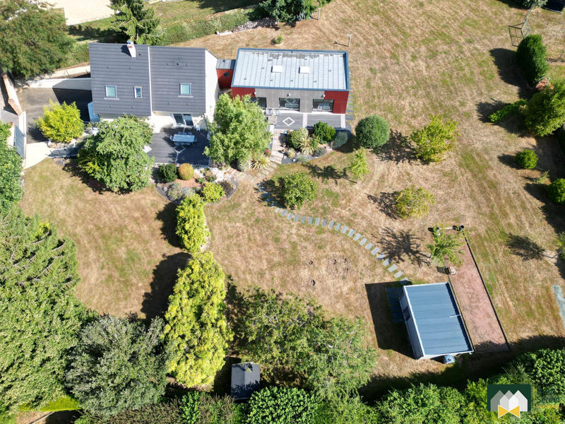 Maison contemporaine - 160 m² - 6 pièces