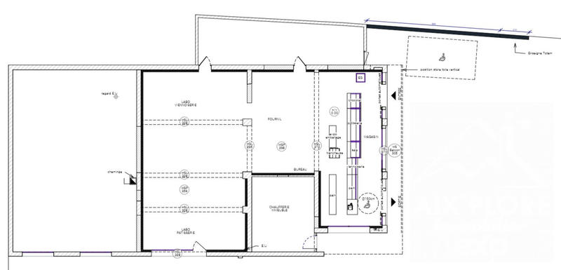 Local commercial - 211 m²