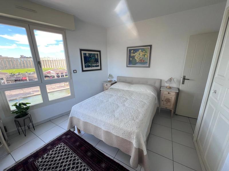 Appartement - 98 m² - 4 pièces