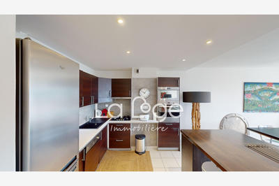 Appartement - 100 m² - 4 pièces