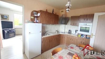 Maison - 251 m² - 9 pièces