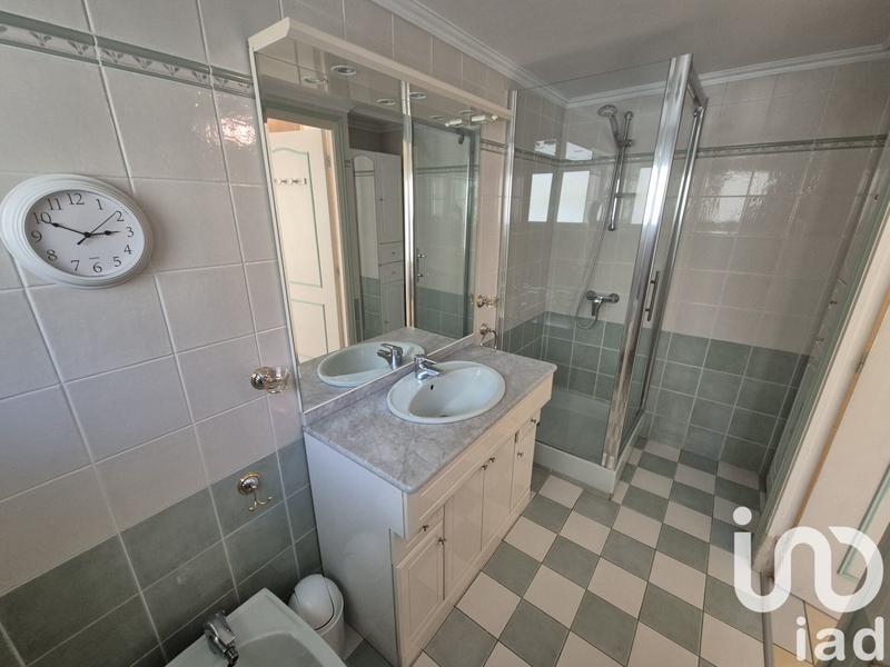 Maison - 210 m² - 8 pièces