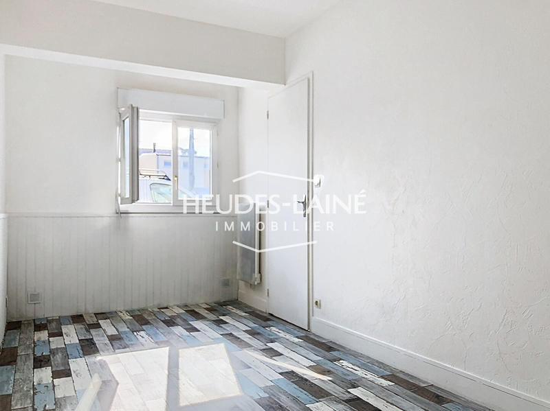 Immeuble - 110 m² - 6 pièces