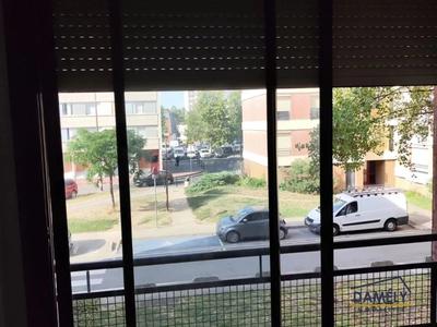 Appartement - 85 m² - 5 pièces