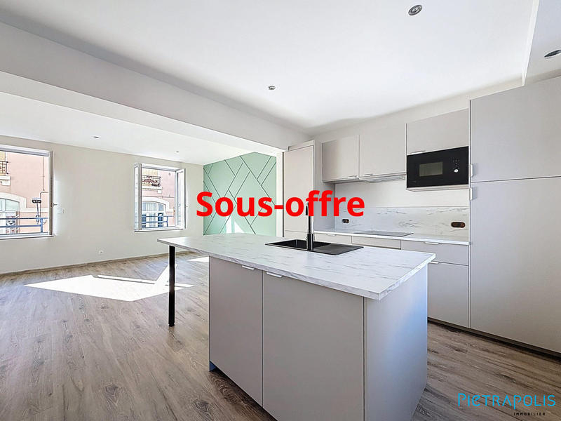 Appartement - 80 m² - 4 pièces