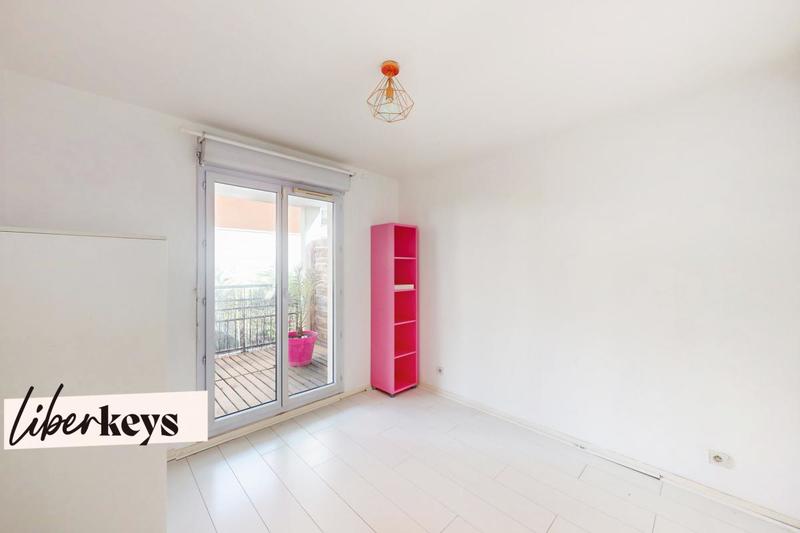 Appartement - 85 m² - 5 pièces