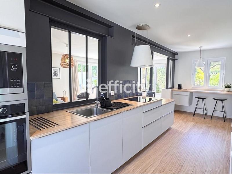 Maison - 95 m² - 4 pièces