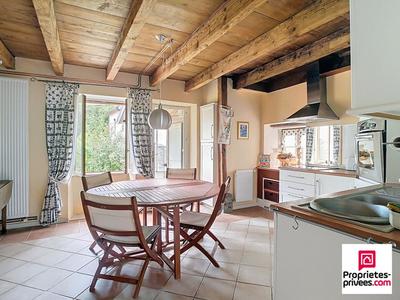 Maison - 138 m² - 5 pièces
