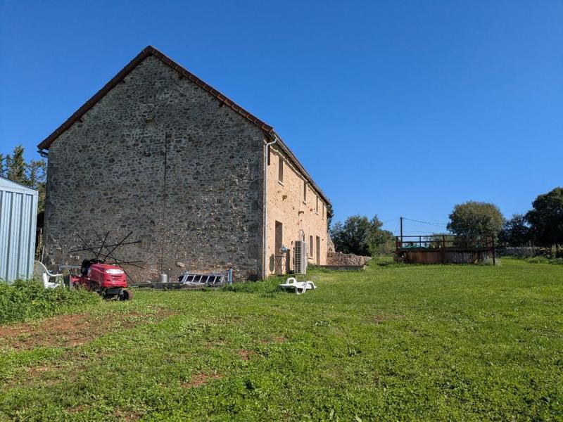 Maison - 225 m² - 11 pièces