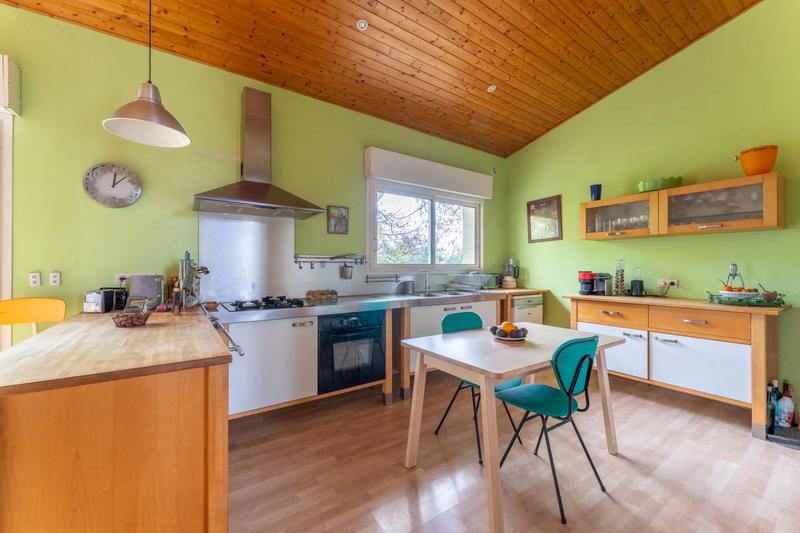 Maison - 160 m² - 9 pièces