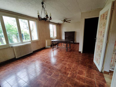Maison - 88 m² - 4 pièces