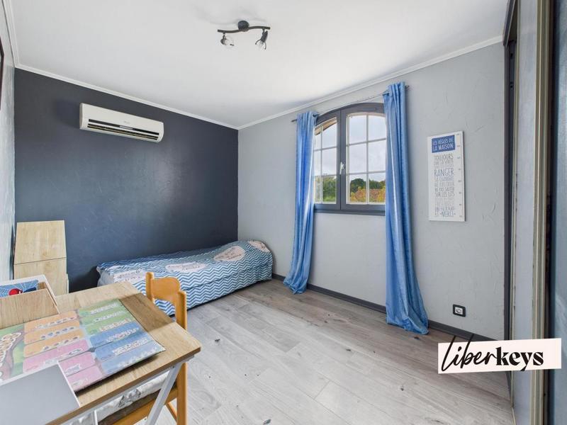 Maison - 133 m² - 6 pièces