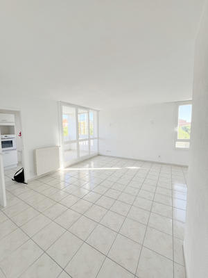 Appartement - 72 m² - 3 pièces