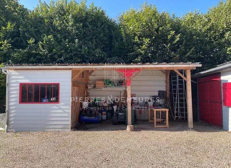 Propriété - 137 m² - 4 pièces