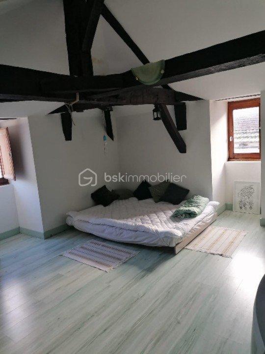 Maison en pierre - 144 m² - 6 pièces