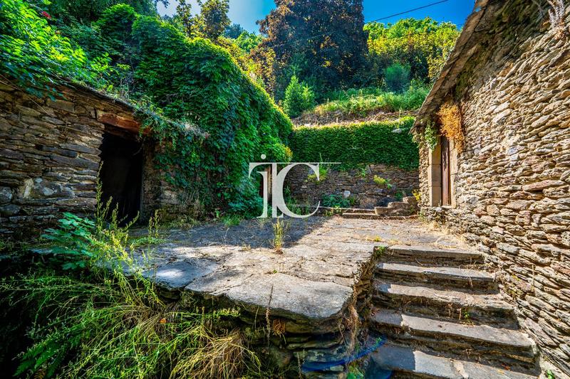 Maison - 97 m² - 5 pièces