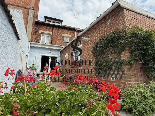 Maison - 122 m² - 5 pièces