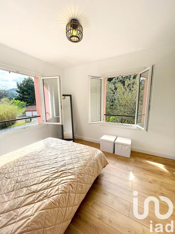 Maison - 127 m² - 5 pièces