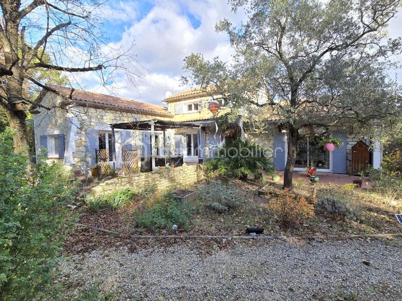 Villa - 200 m² - 7 pièces