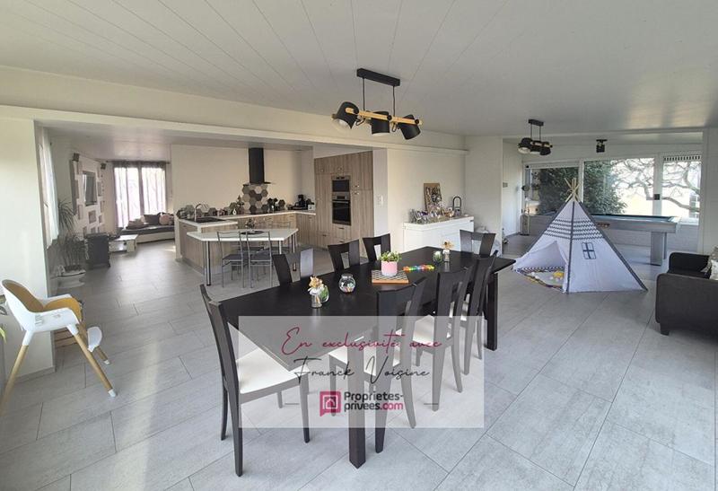 Maison - 193 m² - 6 pièces