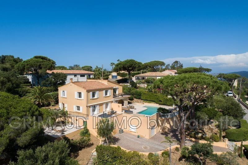 Villa - 213 m² - 8 pièces