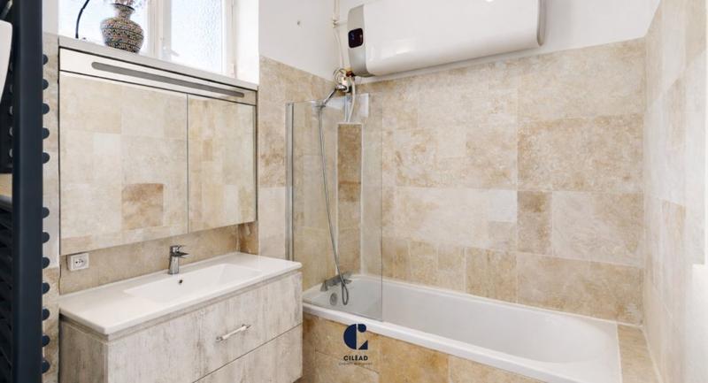 Appartement - 108 m² - 5 pièces