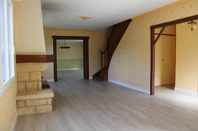 Maison - 150 m² - 8 pièces