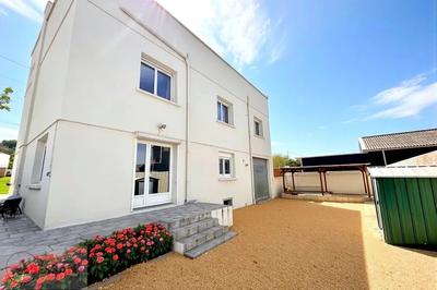 Maison - 165 m² - 6 pièces