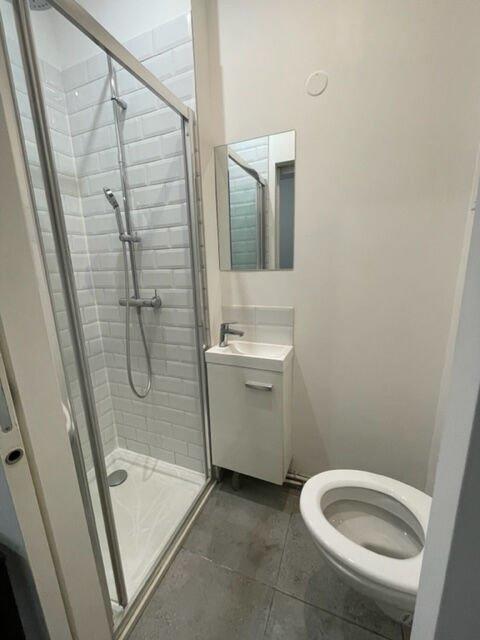 Studio - 11 m² - 1 pièce