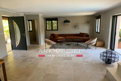 Villa - 160 m² - 7 pièces