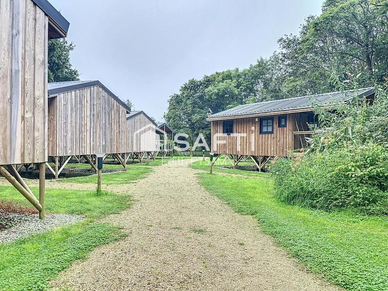 Maison - 605 m² - 11 pièces