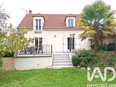 Maison - 127 m² - 5 pièces