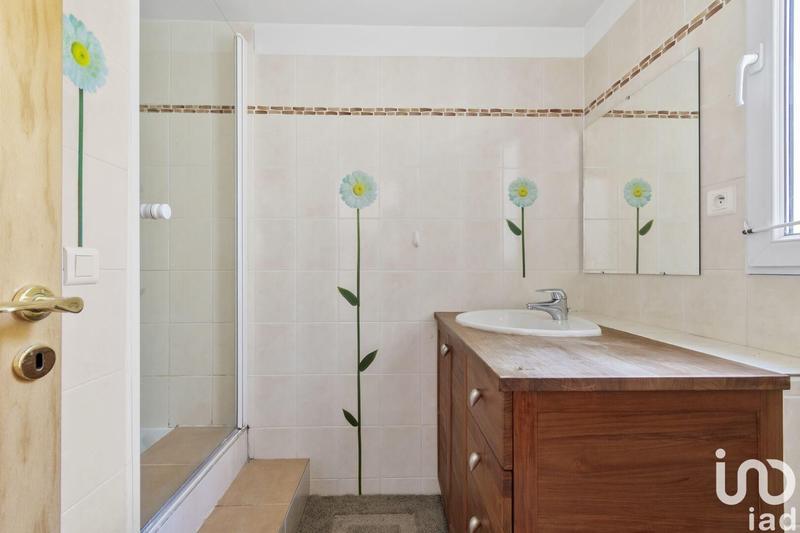 Maison - 177 m² - 8 pièces