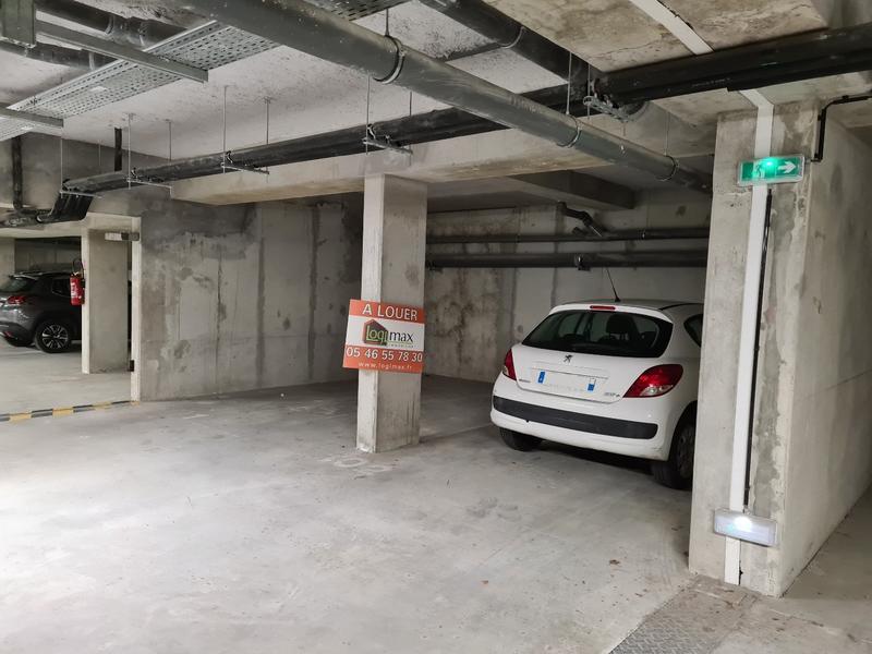 Parking - 12 m²