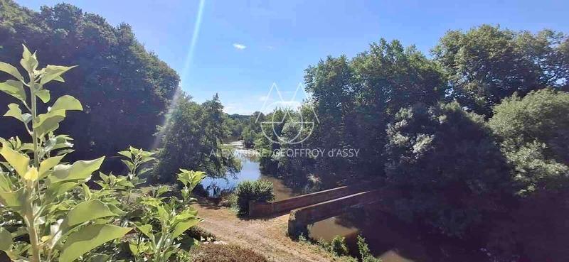 Château - 1 200 m² - 25 pièces