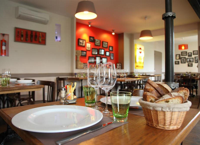 Maison de village - 250 m² - 10 pièces