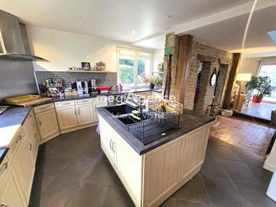 Maison - 176 m² - 6 pièces