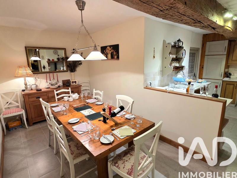 Maison - 96 m² - 5 pièces