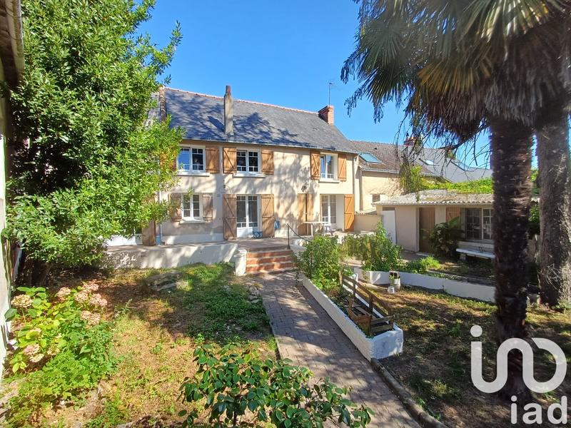 Maison - 163 m² - 8 pièces