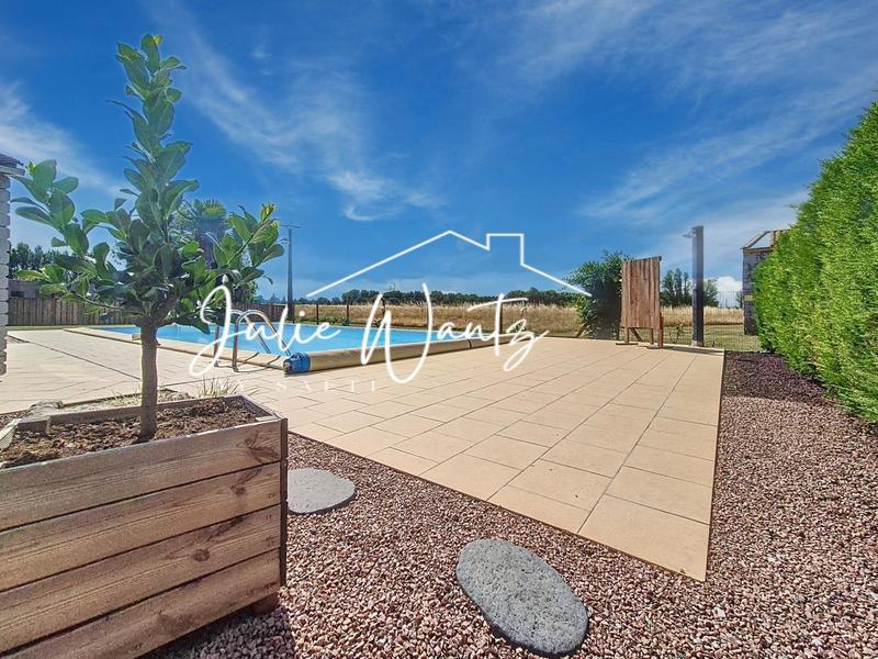 Maison - 170 m² - 6 pièces