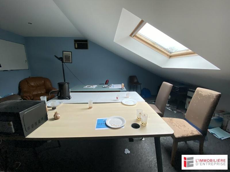 Local commercial - 255 m²