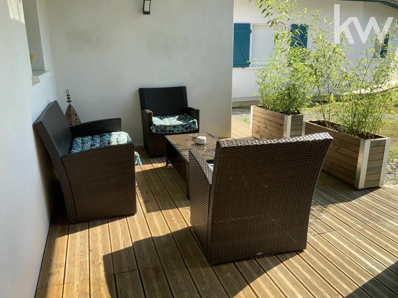 Maison - 220 m² - 6 pièces