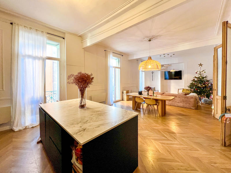 Appartement - 147 m² - 4 pièces