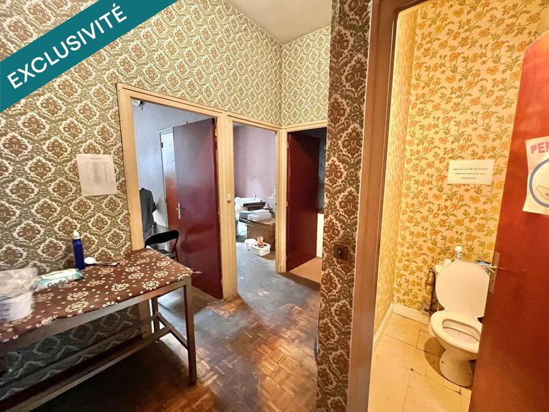 Local commercial - 220 m² - 9 pièces