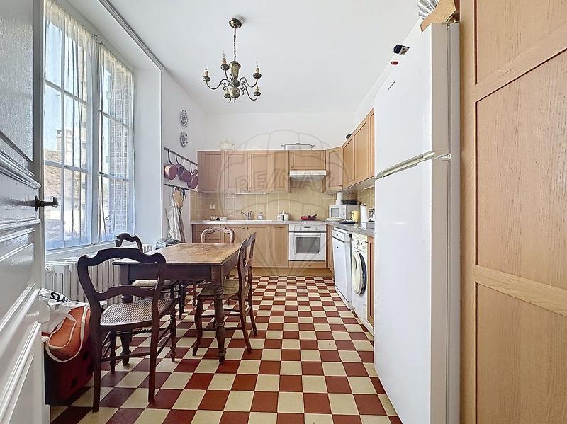 Maison - 160 m² - 7 pièces