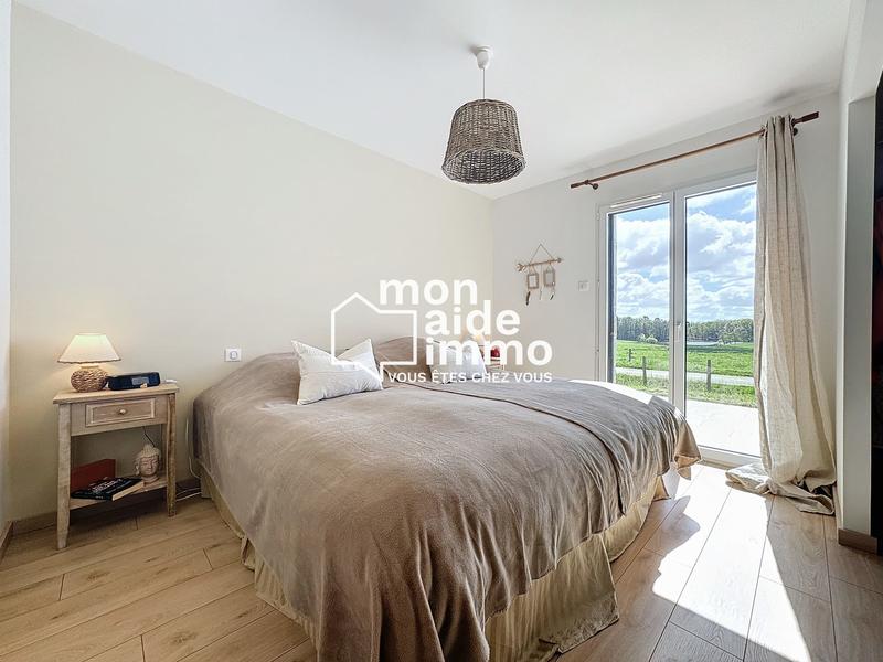 Maison - 260 m² - 8 pièces