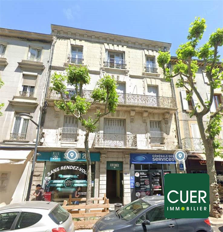 Local commercial - 153 m² - 5 pièces