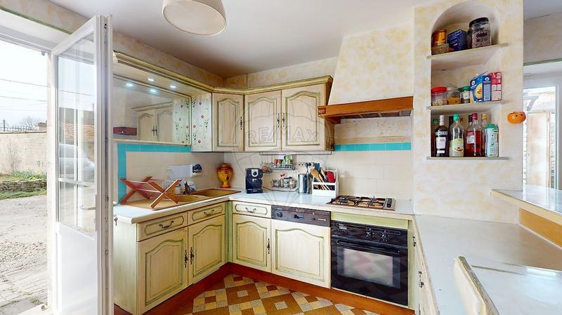 Corps de ferme - 250 m² - 6 pièces